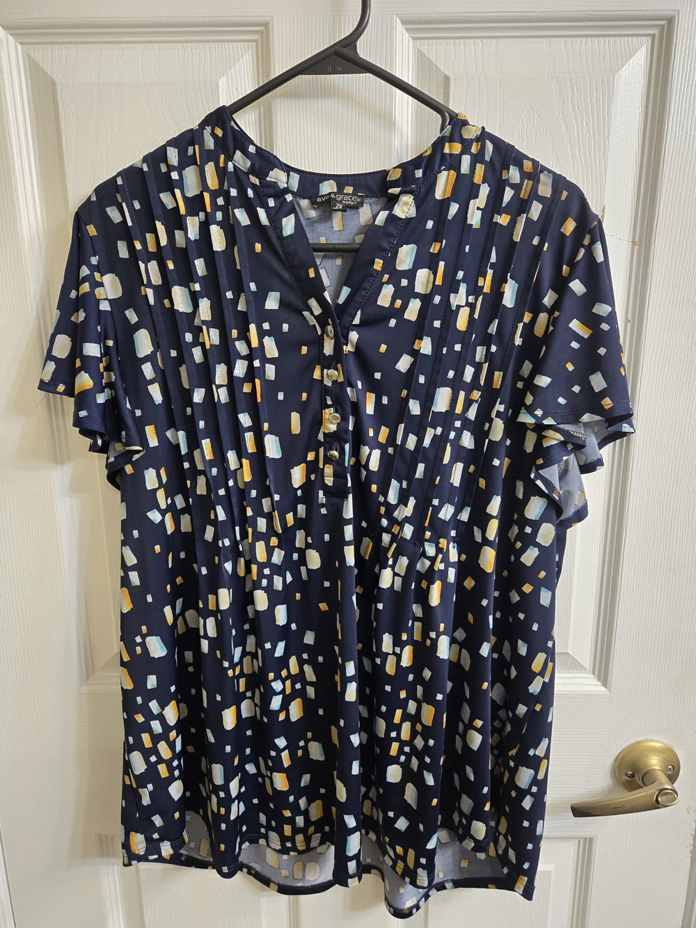 Ava & Grace Navy Geometric Print Short Sleeve V-Neck Top